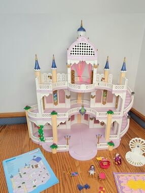Playmobil 3019 Dream Castle / Fairytale Princess Castle 1998 - 98% complete